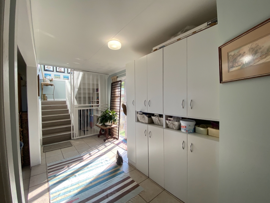 5 Bedroom Property for Sale in Cintsa East Eastern Cape